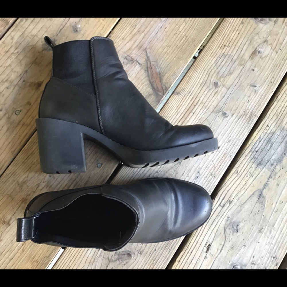 H&M black boots